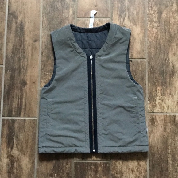 LULULEMON Light Bright Reflective Reversible Vest Size XS - Picture 9 of 12